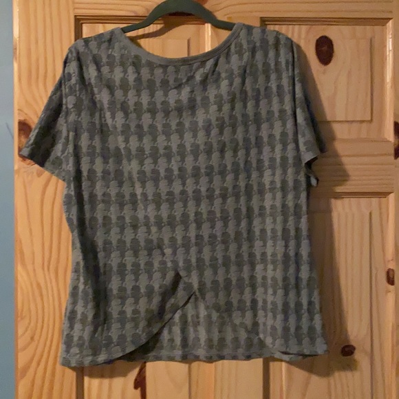 Karl Lagerfeld Profile Pattern T-shirt with split back - Picture 2 of 3